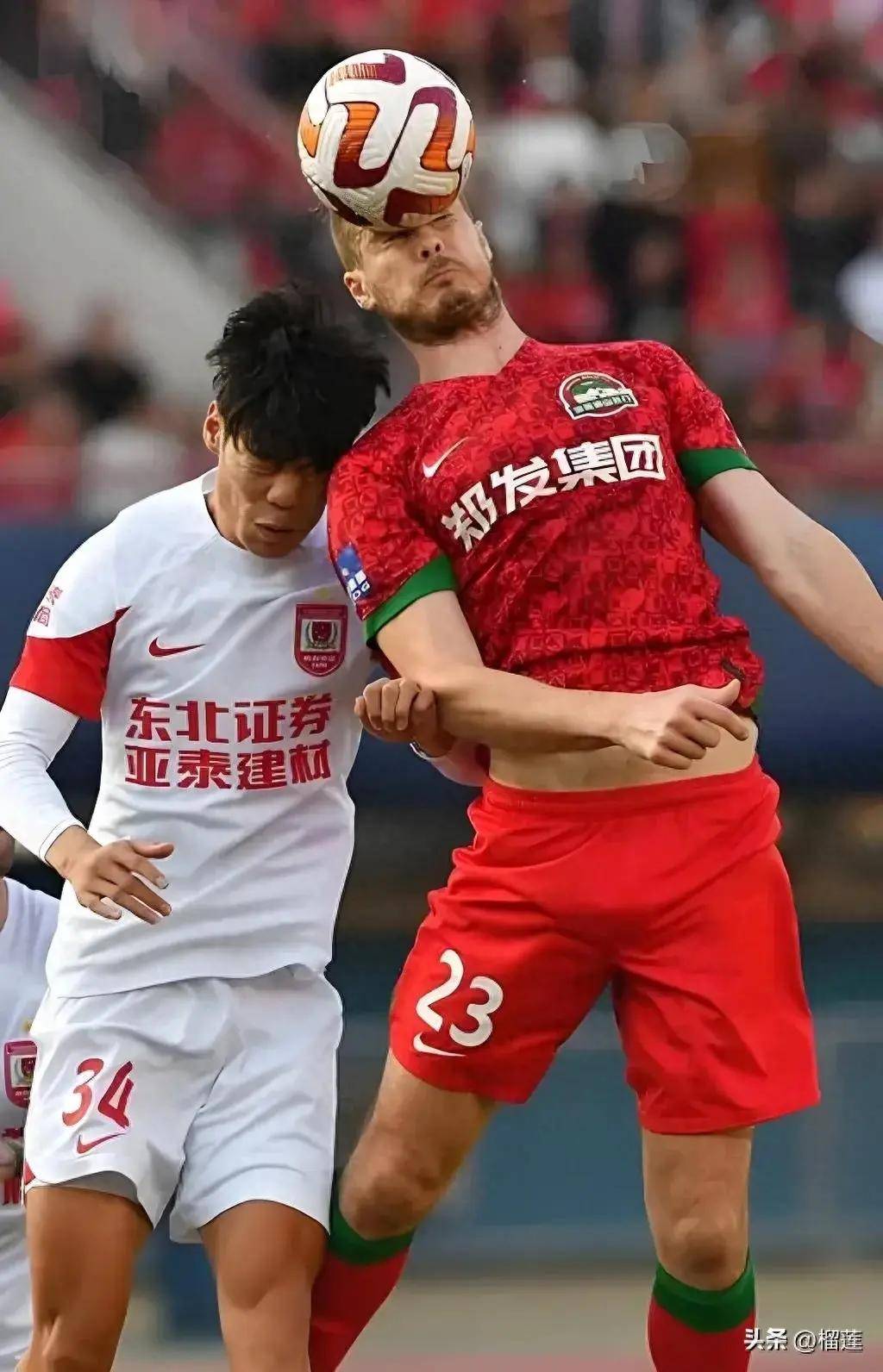 半岛综合体育官方app下载-亚泰客场逆转，全队势头上扬