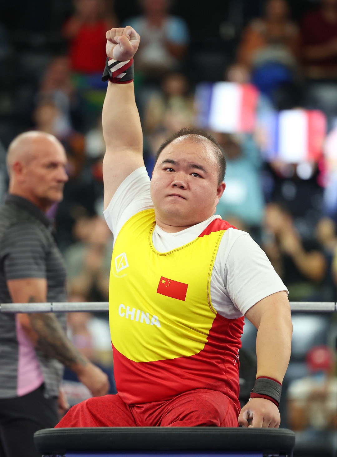 半岛体育官方下载-力挽狂澜！中国运动员斩获金牌